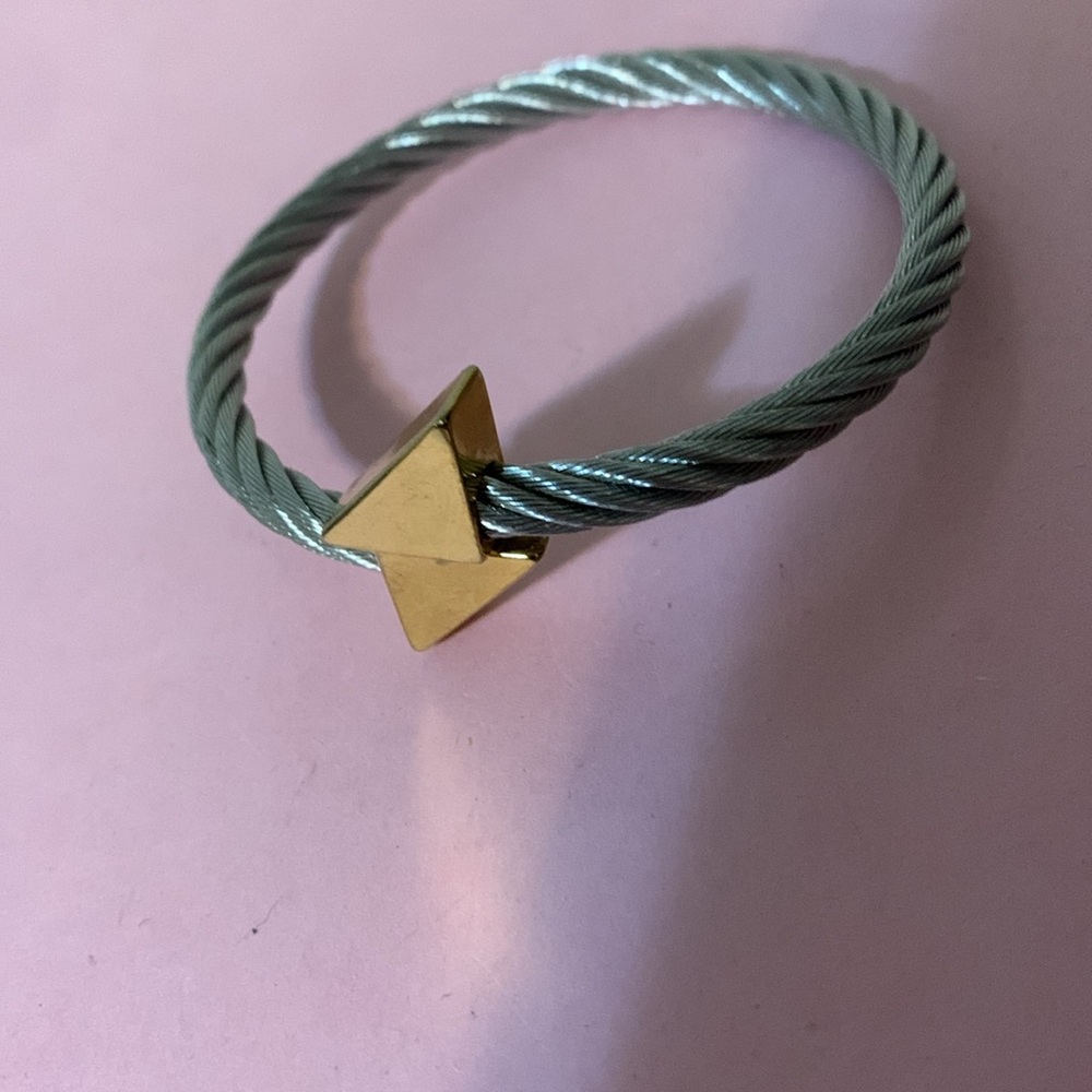 Unique bracelet - Picture 5 of 8